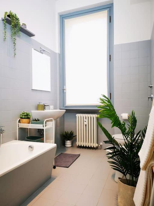 Sunny Flat 50 Meters From The Metro * Milán