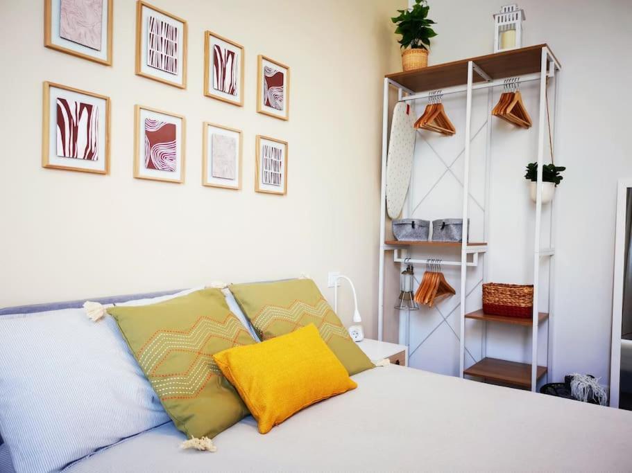 Apartamento Sunny Flat 50 Meters From The Metro Milán