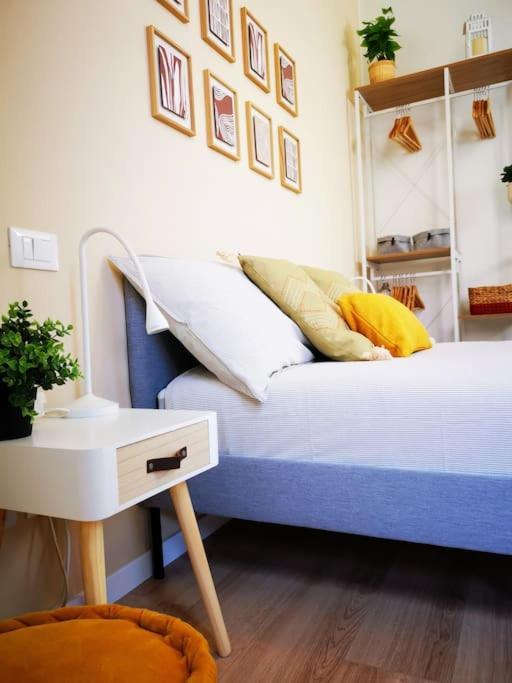 Sunny Flat 50 Meters From The Metro * Milan
